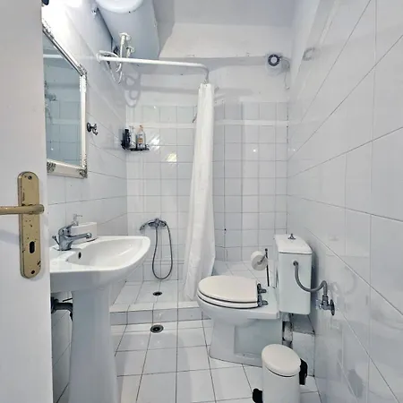 Vk's Downtown Apartment *